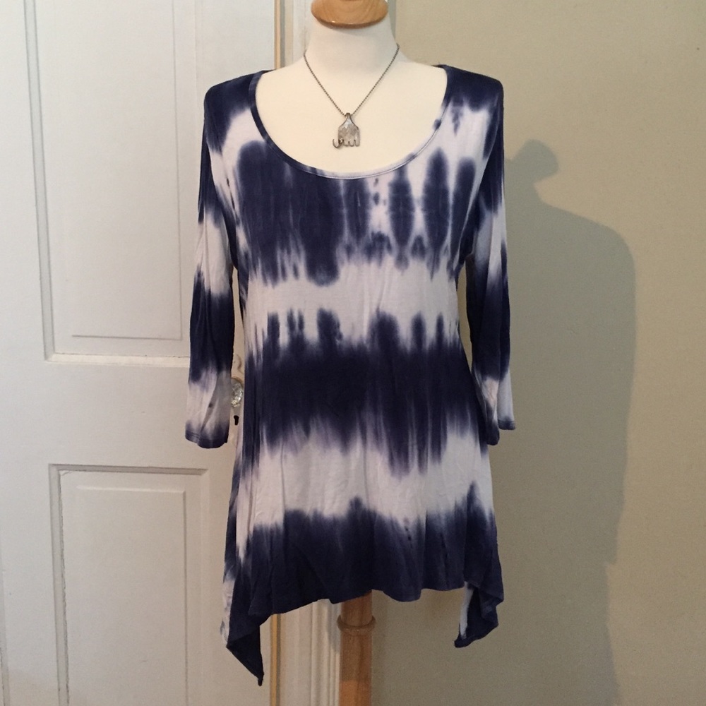 Tie-dyed soft 3/4 sleeve top XL